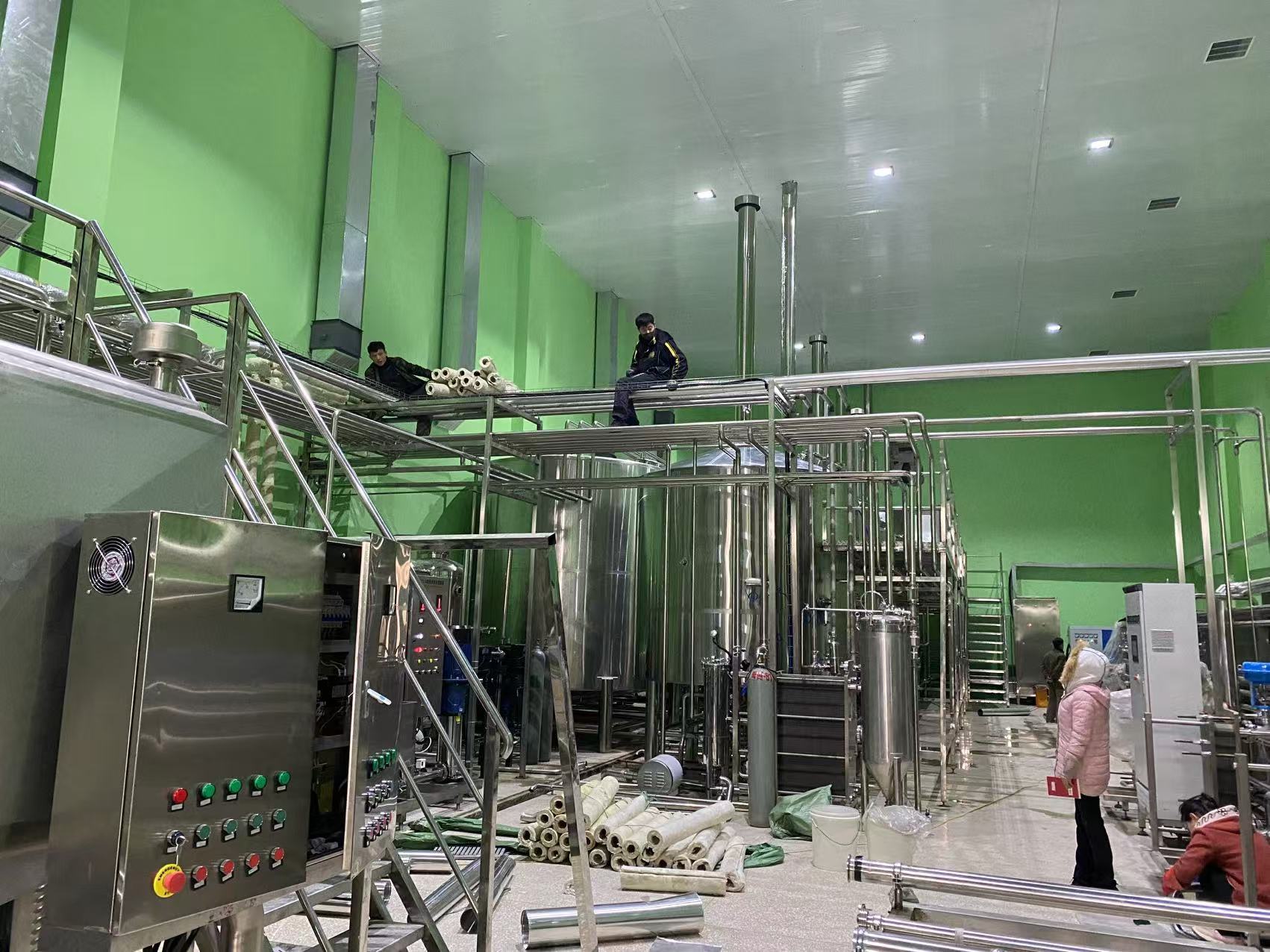 下冶镇精酿啤酒设备厂—精酿啤酒设备制造:传承工艺与创新科技的交融